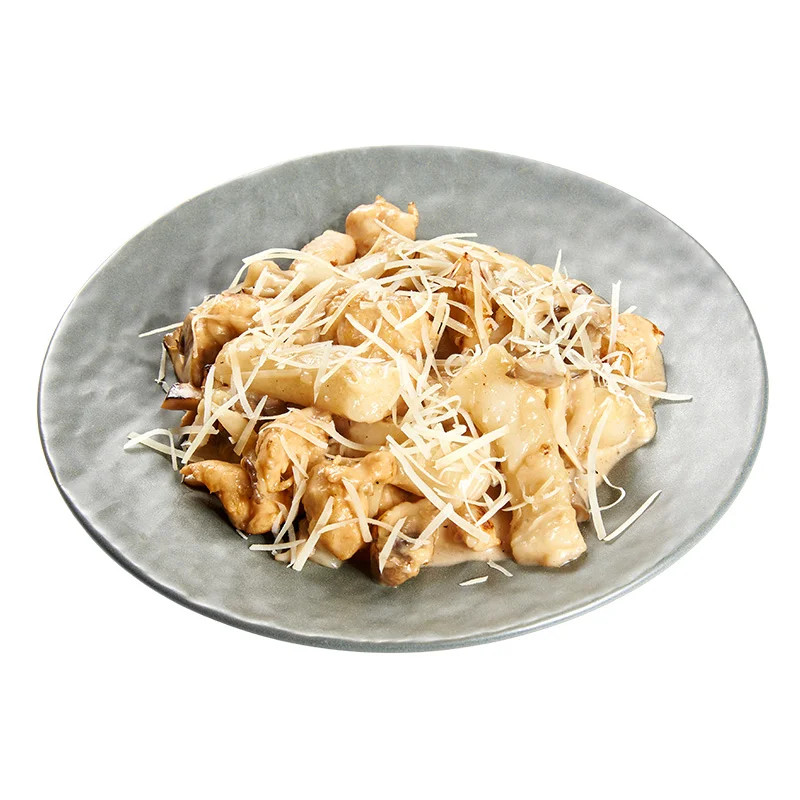 Токпокки с курицей и грибами